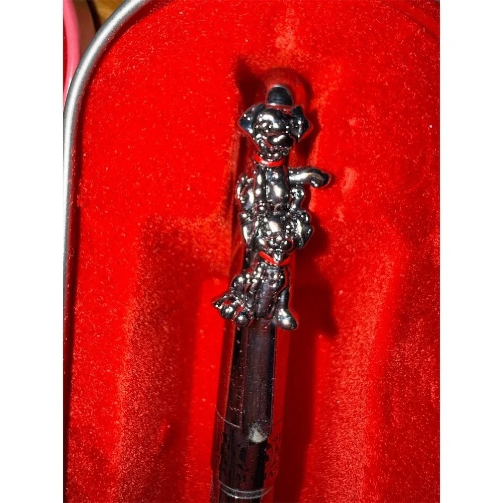 Disney 101 Dalmatians Collector Pen Metal Tin Case Red‎ Velvet Insert vintage